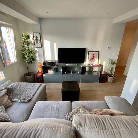 Piso De 2 Habitaciones En Centro, Zona Muy Tranquila Con Playa A 2 Min Andando Хихон Экстерьер фото